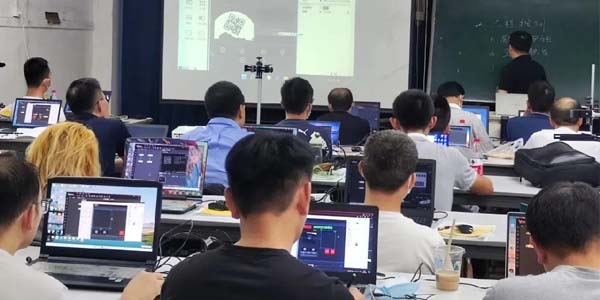 天天PLC培训学校